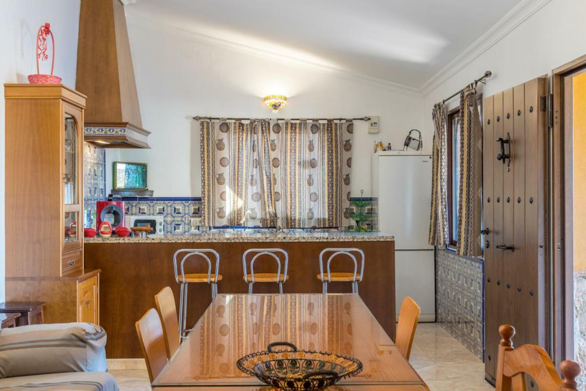 Вилла Casa Ludima Фуэнтес-де-Андалусия Экстерьер фото